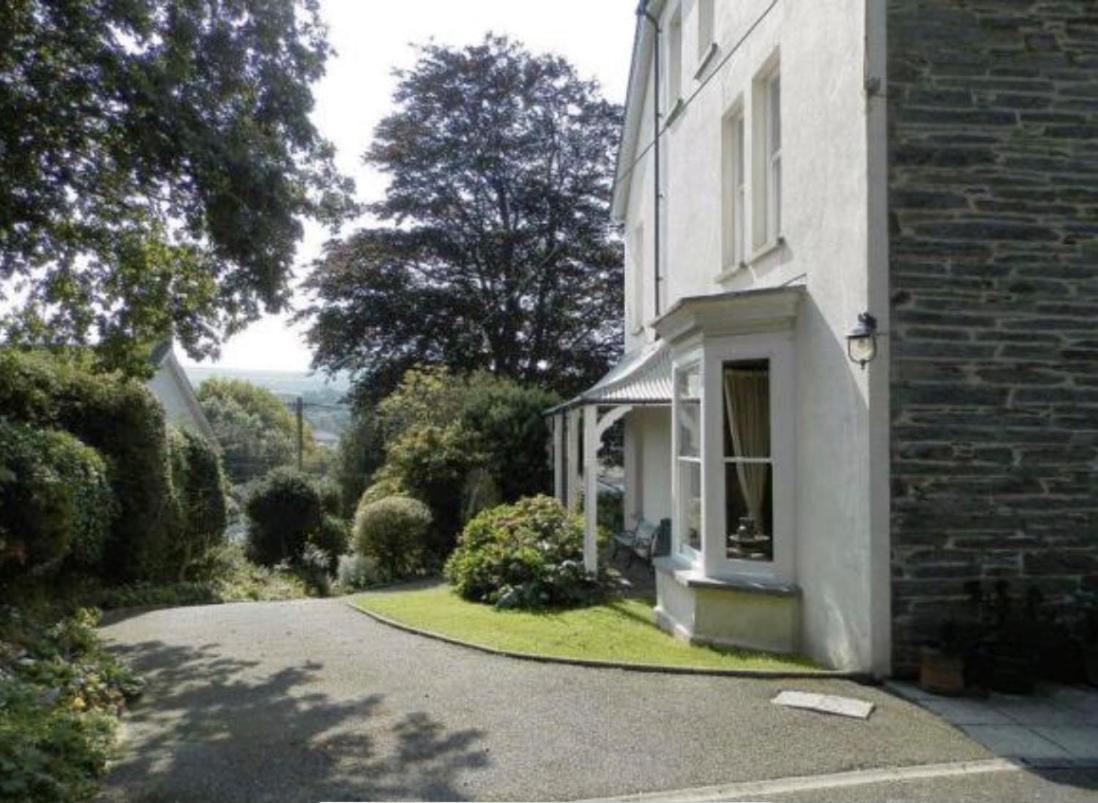House Of Brohedyn Apartment Newcastle Emlyn Ngoại thất bức ảnh